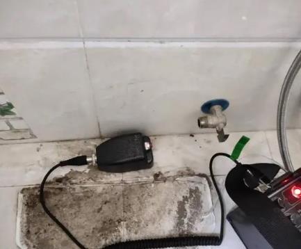 凤泉屋顶漏水维修公司分享下卫生间漏水的危害及解决方法